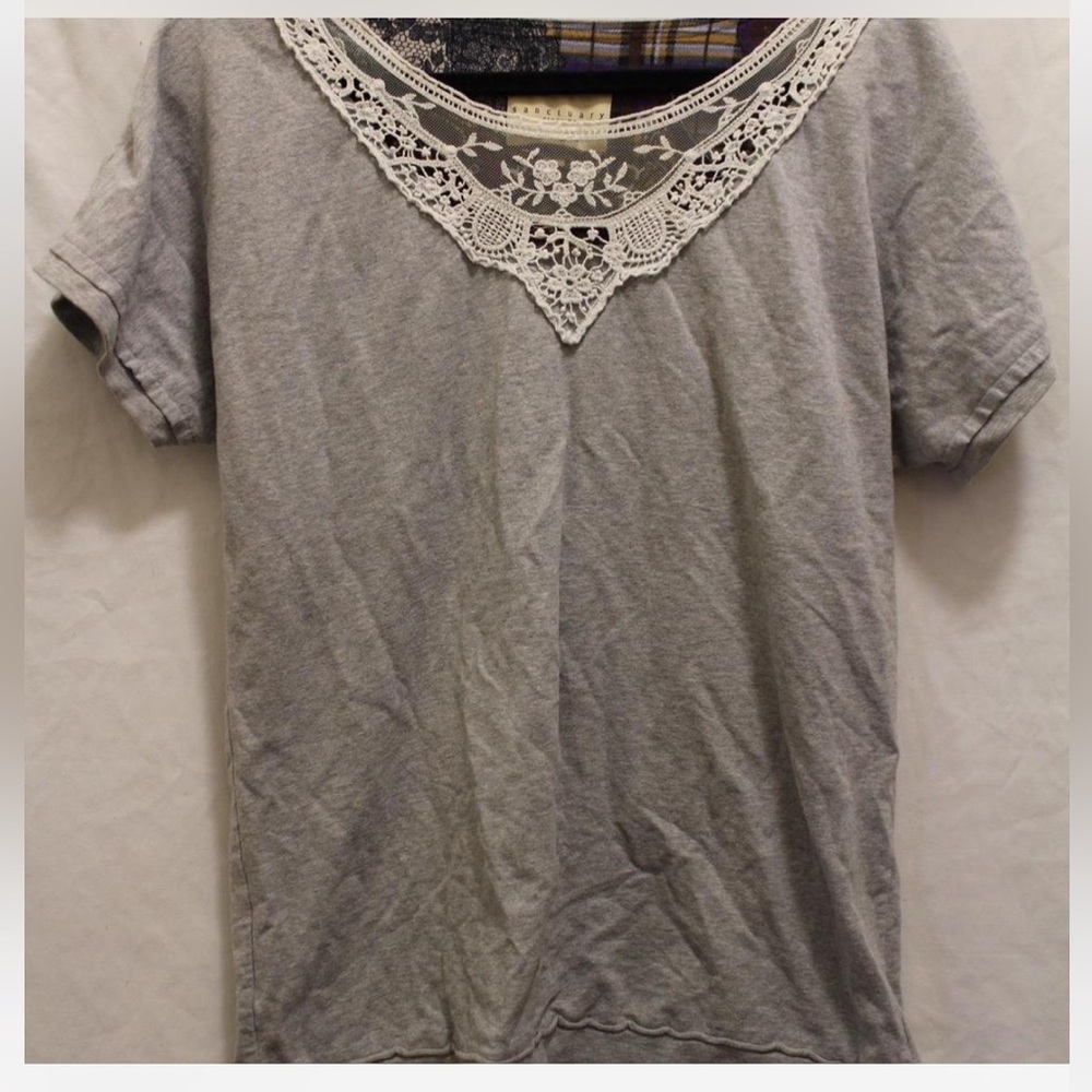 Super cute 2000s grey dress with mesh/crochet detailing.